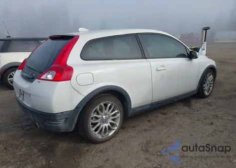 2009 Volvo C30 T5/T5 R-Design z USA, uszkodzony, nr VIN YV1MK672992142994